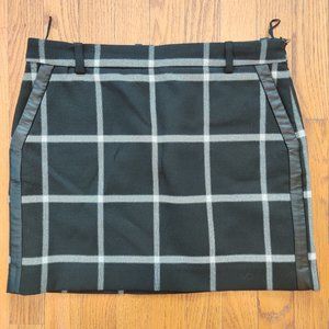 MING ( Mango ) Woman Woven Short Skirt Size US6